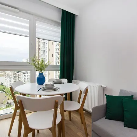Sunny Letnica Apartment *